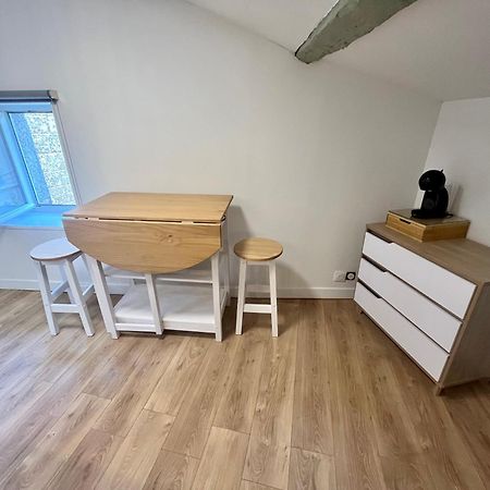 니오르 Sous Les Toits Du Parvis 아파트 외부 사진